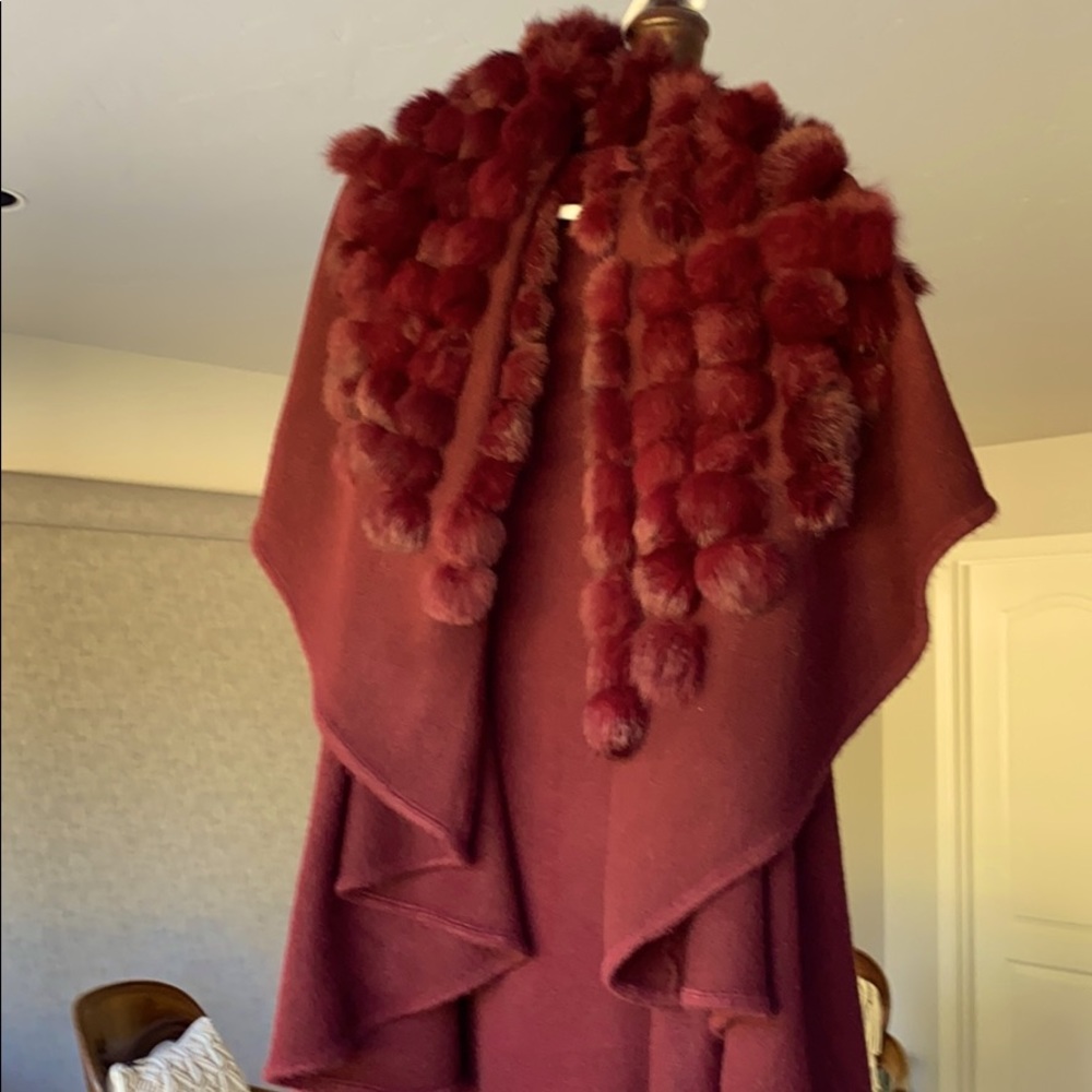Dolce Cabo merlot cape with rabbit fur collar
